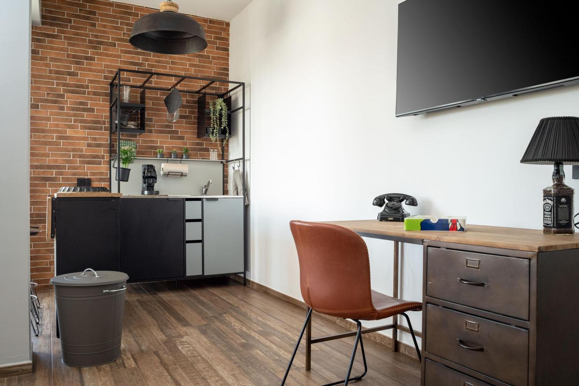 Pi'S Apartments Comfort & Chill San Nicola La Strada Exterior photo